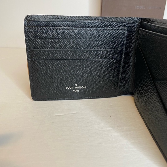 ❌❌SOLD❌❌ Louis Vuitton wallet - Picture 8 of 12